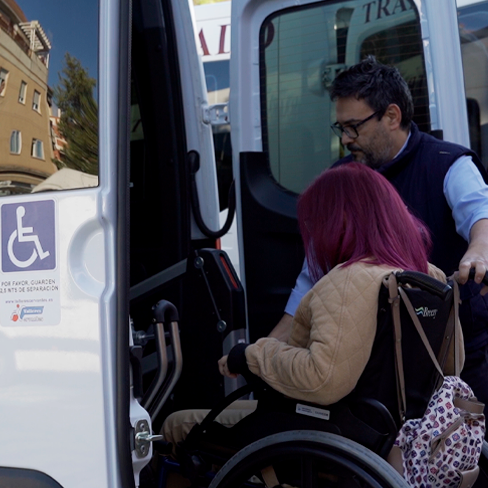 Servicio de transporte adaptado de Fepamic